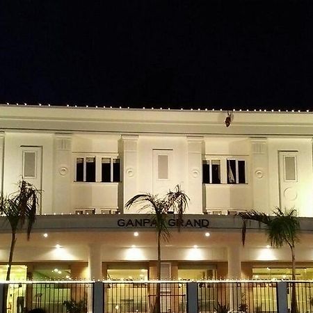 Hotel Ganpat Grand Palani Zewnętrze zdjęcie